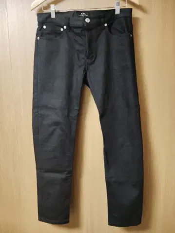 APC 프티 뉴 스탠다드 블랙 데님 29