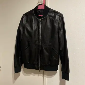 [ 새상품급 ] DESIGNWORKS 블랙 가죽 자켓 S 사이즈