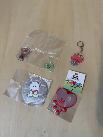 BT21 키링 TATA 등