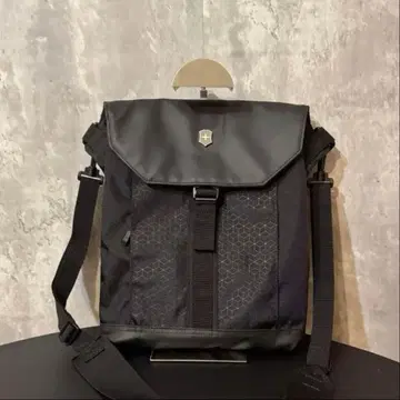Victorinox 빅토리녹스 숄더백 태블릿 케이스