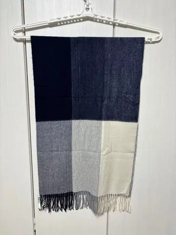 FURLA 훌라 대형 스톨 머플러