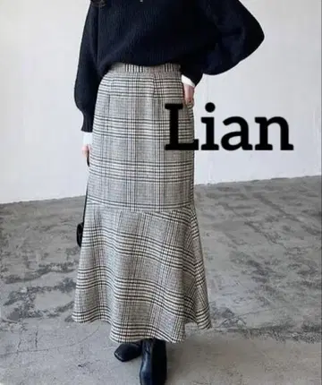 [ 새상품급 ] [ 가을/겨울 ] 리앙 체크 머메이드 스커트