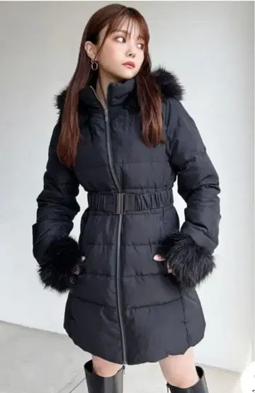 RESEXXY 후드 부착 다운 코트