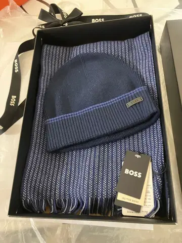 휴고보스 머플러 & 니트 캡