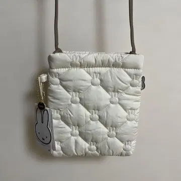 [택 포함 새상품] [최종 가격 인하] 미피 퀼팅 미니 숄더 미사용