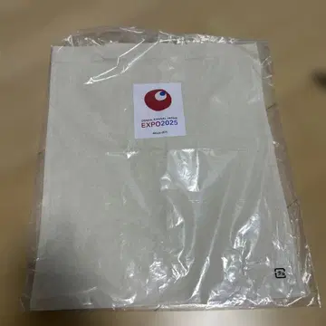 [택 포함 새상품] 만박 미야쿠미야쿠 토트백 어반 리서치 Expo