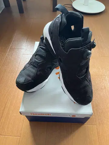 Reebok 인스타펌프 퓨리 블랙 x 화이트