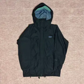 patagonia GORE-TEX 스톰 자켓 블랙 xs
