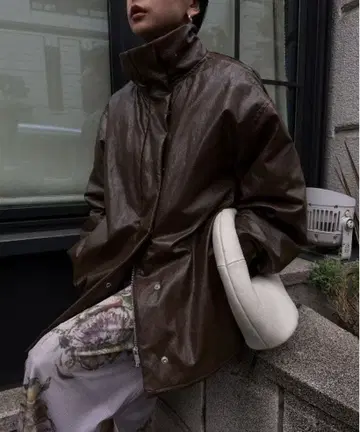 PASTING LIKE SYNTHETIC LEATHER JACKET