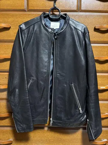 FREAK'S STORE 블랙 가죽 자켓 M 사이즈