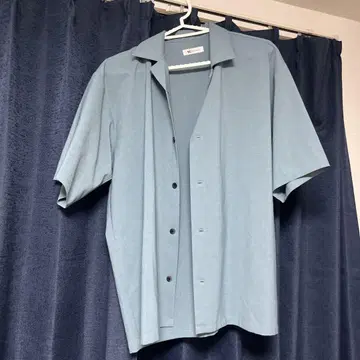 tk. 다케오 키쿠치 스카이블루 반팔 셔츠