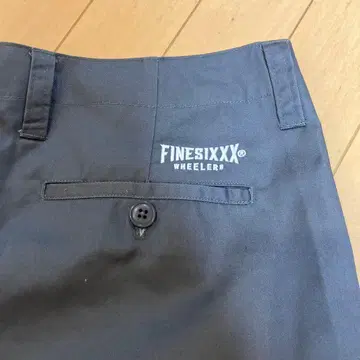 FINESIXXX 워크 팬츠 미사용 새상품 사이즈 34 초파 셔블