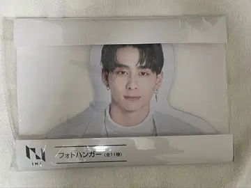 INI 포토 행거 니시 히로토