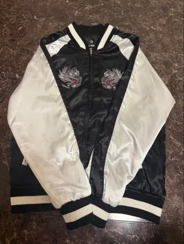 개 자수 스카잔 블랙/화이트