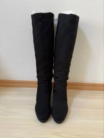 스티치 디자인 롱 부츠 블랙