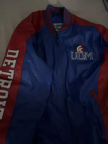UDM TITANS 풀집업 재킷