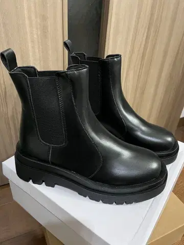 블랙 사이드 고어 부츠 통굽
