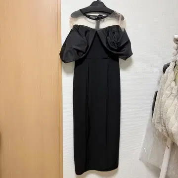 [ 민소매 ] birei 오프숄더 드레스