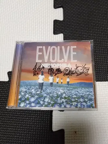 NEMOPHILA 친필 사인 [ EVOLVE 초회 한정판 B ]