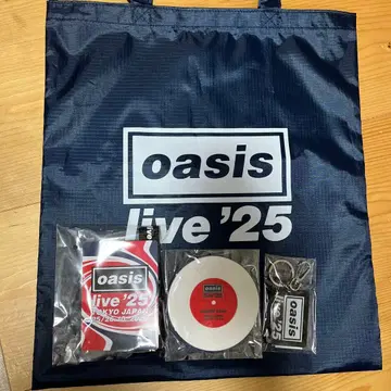 oasis live 25 도쿄 공연 VIP석 한정판 굿즈