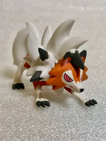 포켓몬 루가루암 황혼의 모습 몬코레 피규어