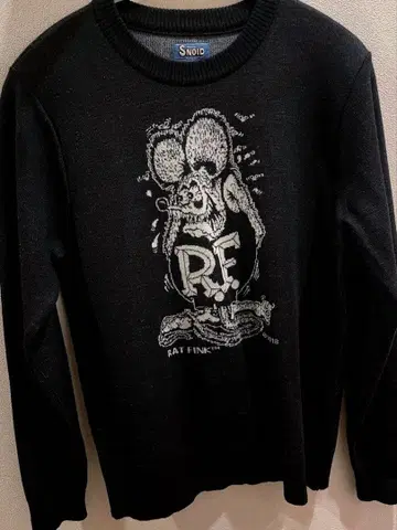 [ 주말 한정판 가격 인하 ] SNOID 스웨터