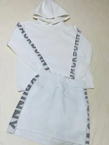 JACKBUNNY 인기 색상! 여성용 골프웨어 스커트 & 후드티 셋업