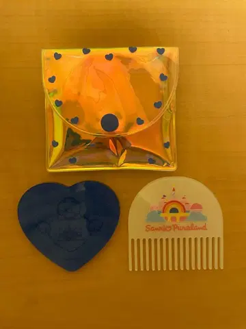 산리오퓨로랜드 오리 페쿠루 거울 빗 하트 온 캐릭터