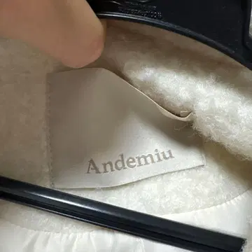 Andemiu 아우터 화이트! 1회 착용 새상품급!