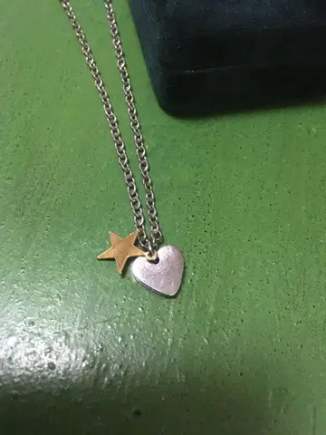 골드 스타 실버 하트의 실버 목걸이 빈티지 벼룩시장 아트 워크