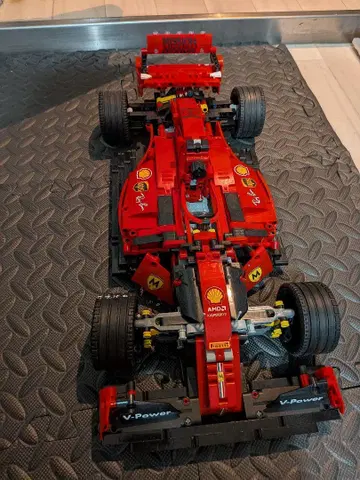 F1 레이싱카 LEGO 모델 완성품