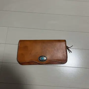브라운 가죽 장지갑 스냅 버튼
