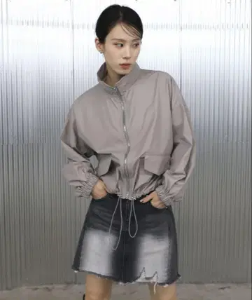 FOLLOWIN 캐주얼 스탠다드 핏 크롭 집업