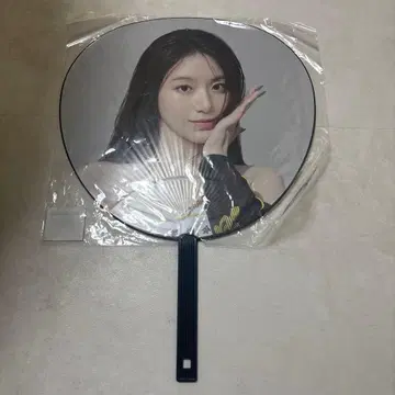 아이들 퍼스트 재팬 투어 아이-들 부채 슈화