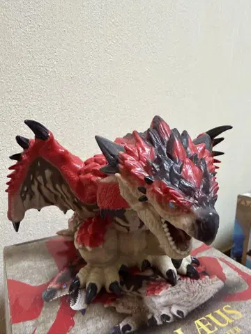 반다이 몬스터 헌터 리오레우스 피규어