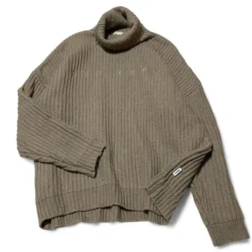 #Re:room 리룸 터틀넥 스웨터 니트 로고 자수 오버