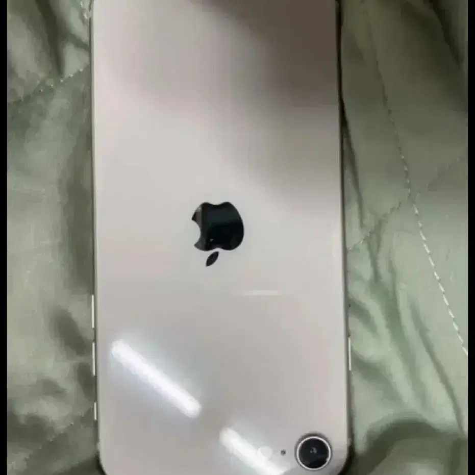 iPhoneSE3⭐︎iPhone SE第3世代 128GBスターライト白ホワイト iPhone SE（第3世代） SE3 128GB スターライト 新品未使用 SIMフリー