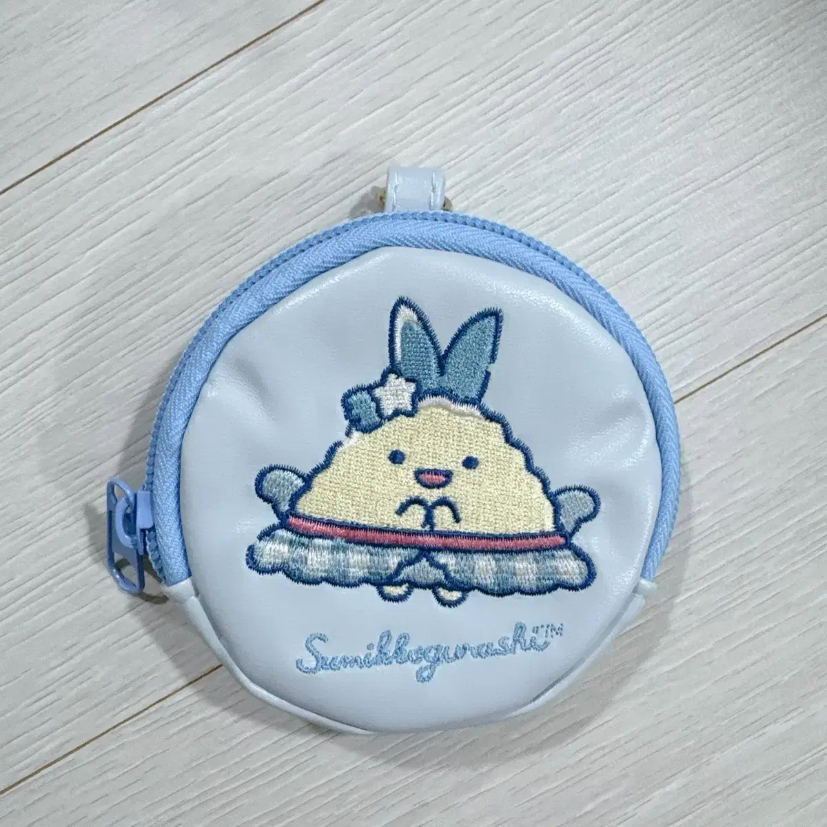 Waydlee coin purse keychain on Bunjang Global Site.