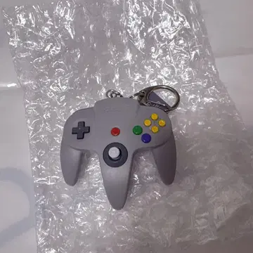 새상품 닌텐도 뮤지엄 키링 Nintendo 64
