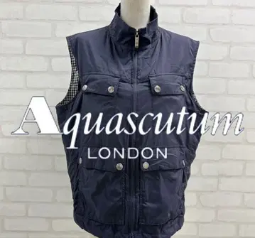 새상품급 Aquascutum 네이비 슬리브리스 베스트 일본제