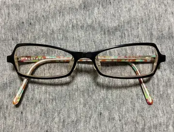 LAFONT 블랙 프레임 안경