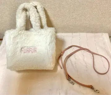 FURFUR 에코 퍼 토트백 화이트 x 핑크