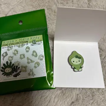 만박 일본관 모키티 시크릿 핀 배지 오카메규조류