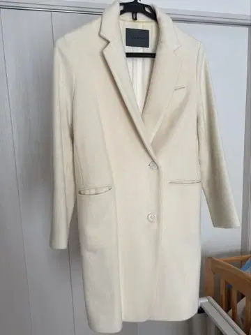 Spick & Span 아이보리 체스터 코트