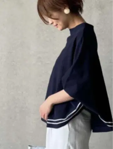 BEARDSLEY 네이비 긴팔 상의
