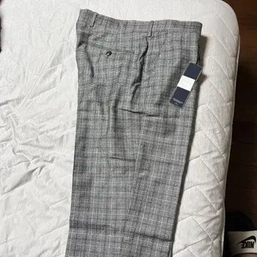TOMMY HILFIGER 체크 무늬 슬랙스 38/32