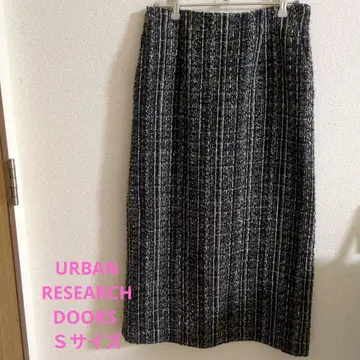 URBAN RESEARCH DOORS 타이트 스커트 블랙 계열