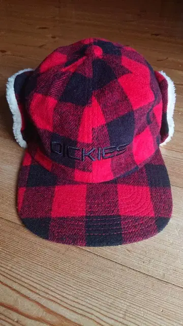DICKIES 빨검 체크 플라이트 캡 귀도리 포함