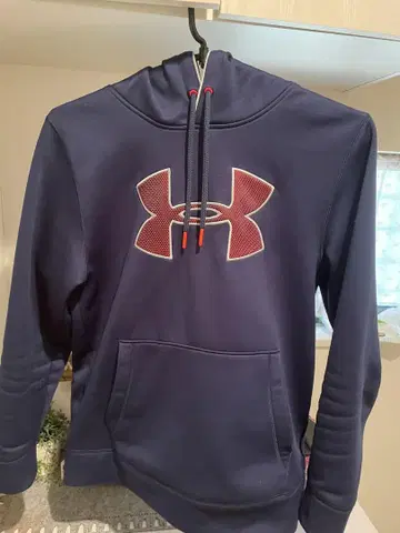 언더아머 네이비 후드 부착 후드티 MD