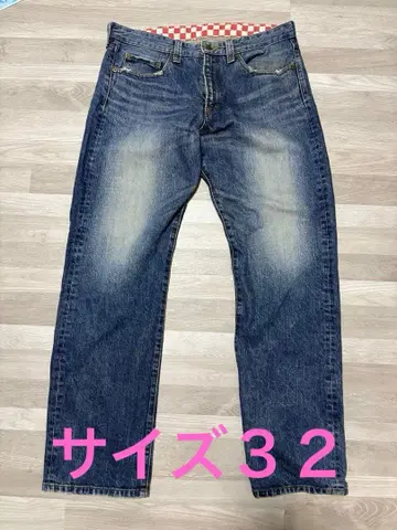 스트레이트 데님 다크 블루 빨간색 로고